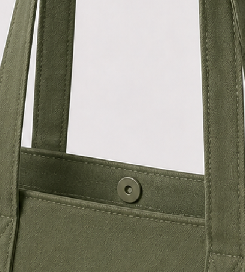 Magnetic top closure