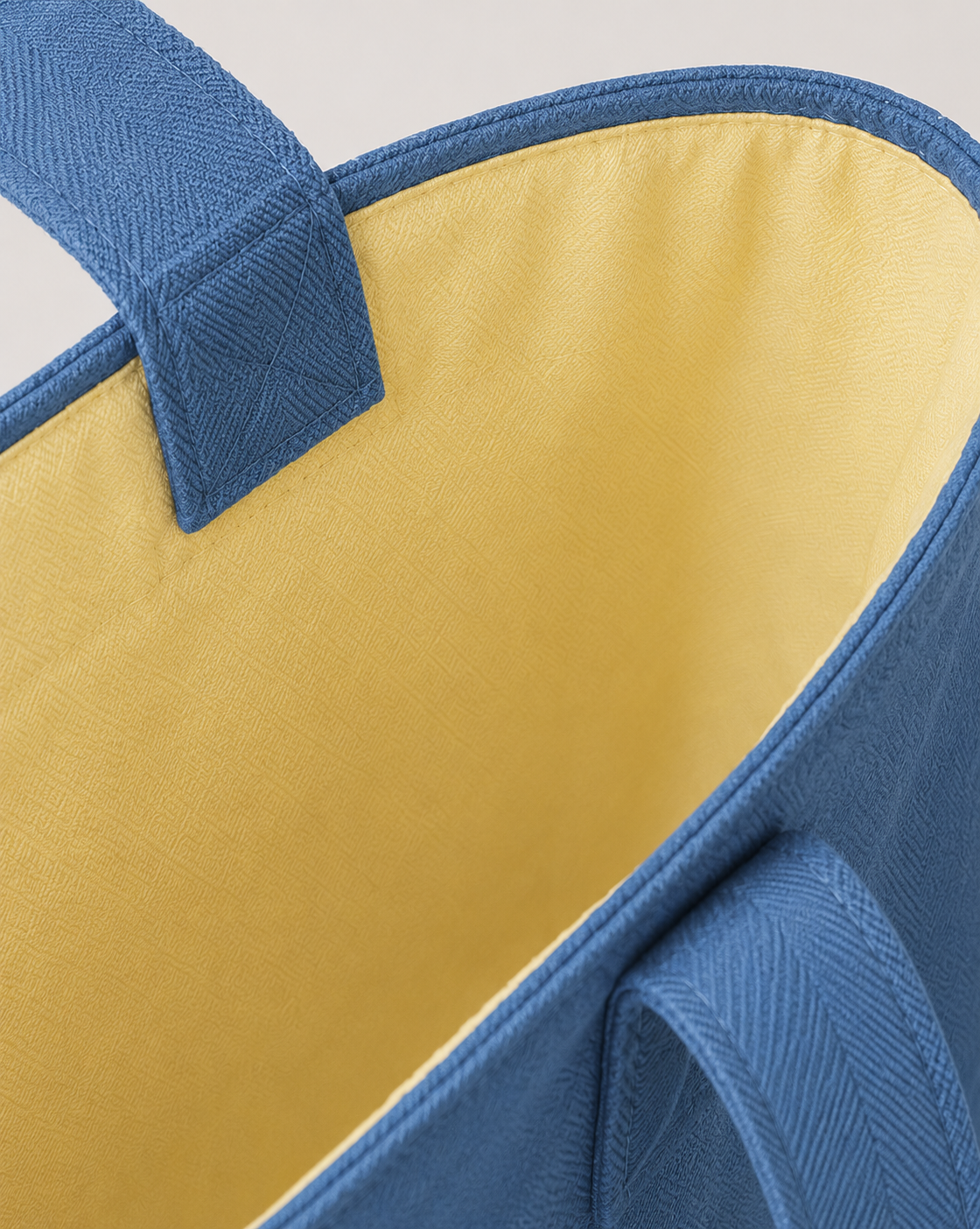 Astar %100 polyester  210T